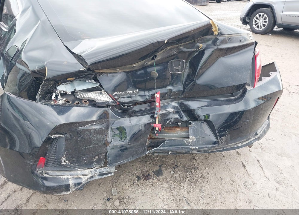 2016 HONDA ACCORD VIN: 1HGCT1B84GA000778