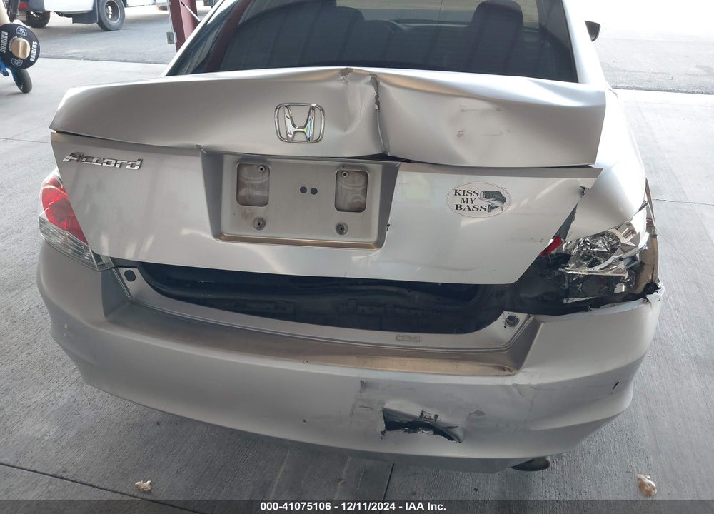 2010 HONDA ACCORD 2.4 LX-P VIN: 1HGCP2F42AA115646