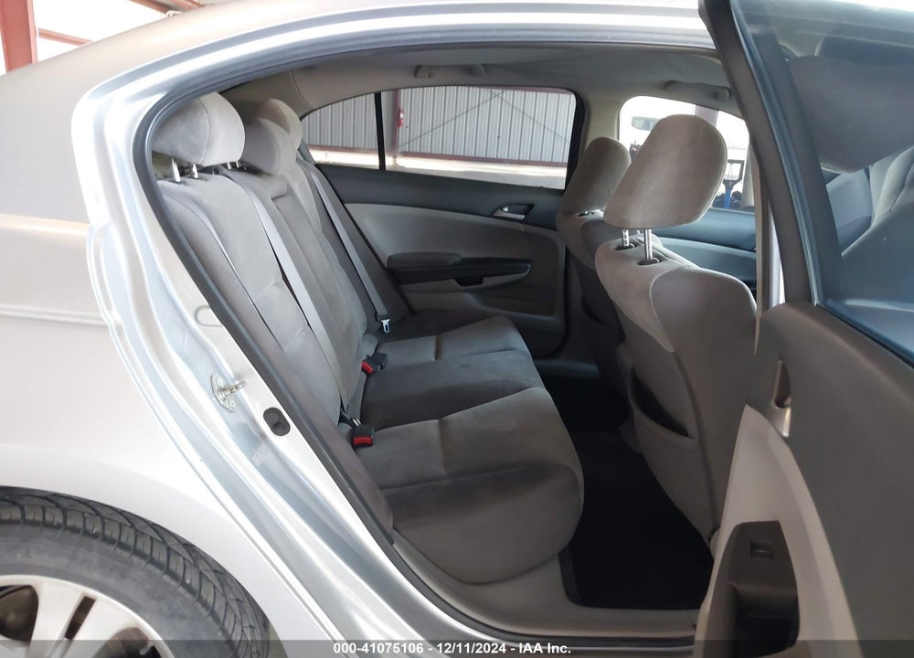 2010 HONDA ACCORD 2.4 LX-P VIN: 1HGCP2F42AA115646