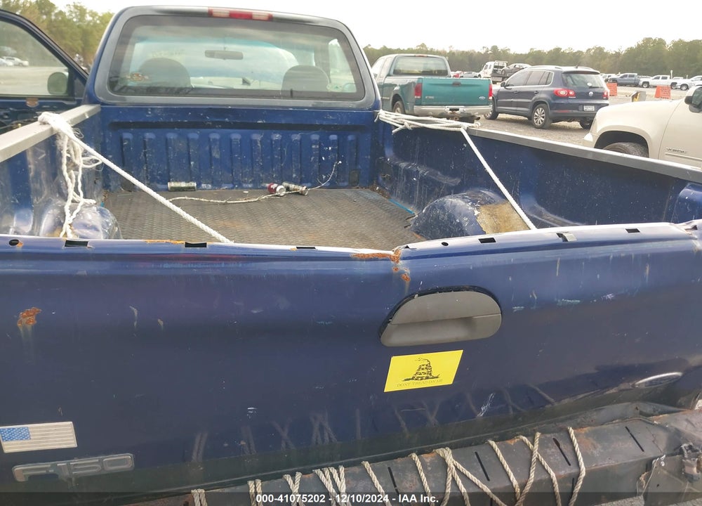 1998 FORD F-150 STANDARD/XL/XLT VIN: 1FTZF1725WNB33559