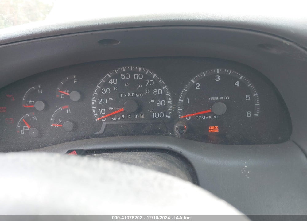 1998 FORD F-150 STANDARD/XL/XLT VIN: 1FTZF1725WNB33559