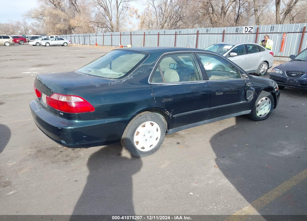 1999 HONDA ACCORD LX VIN: JHMCG5642XC042838