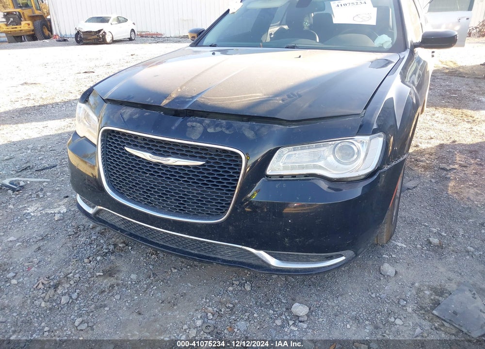 2015 CHRYSLER 300 VIN: 2C3CCAAG0FH920693