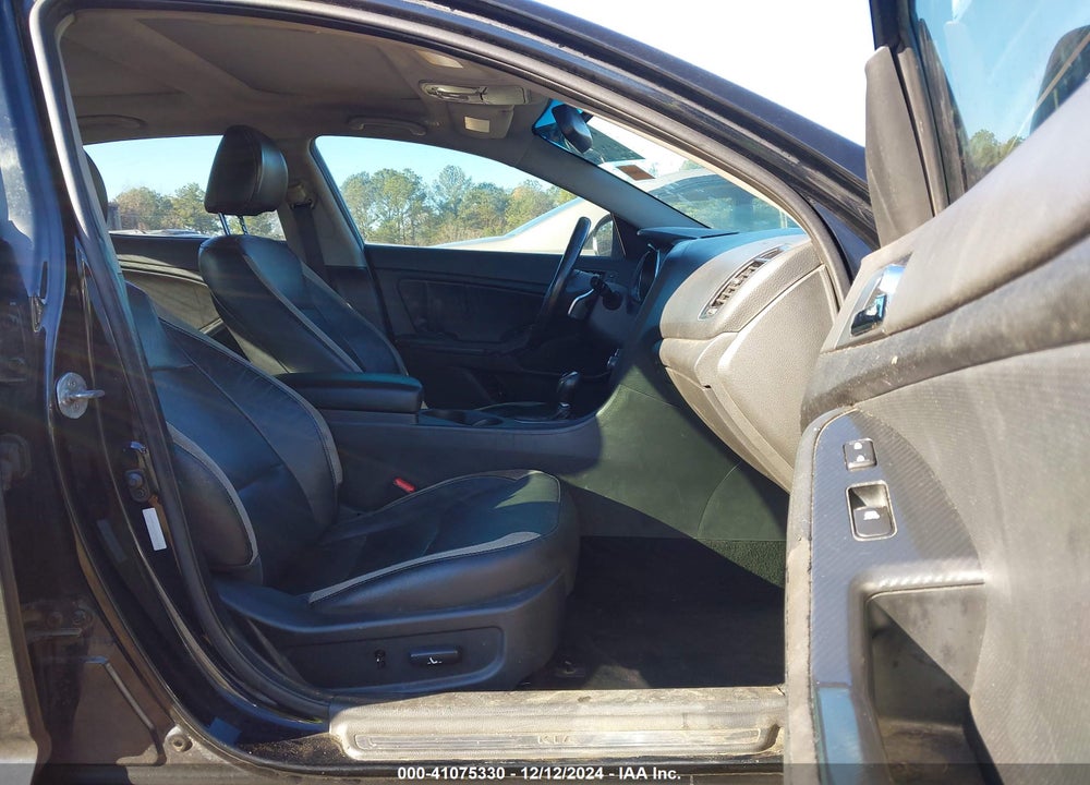 2012 KIA OPTIMA SX VIN: 5XXGR4A60CG076190