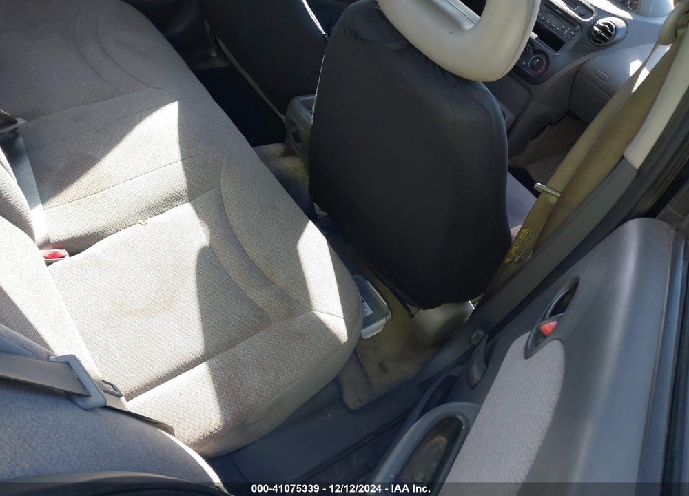 2005 SATURN ION 1 VIN: 1G8AG52F65Z109073