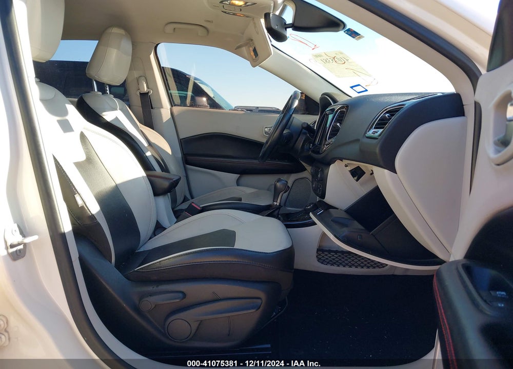 2019 JEEP COMPASS LIMITED 4X4 VIN: 3C4NJDCB1KT620921