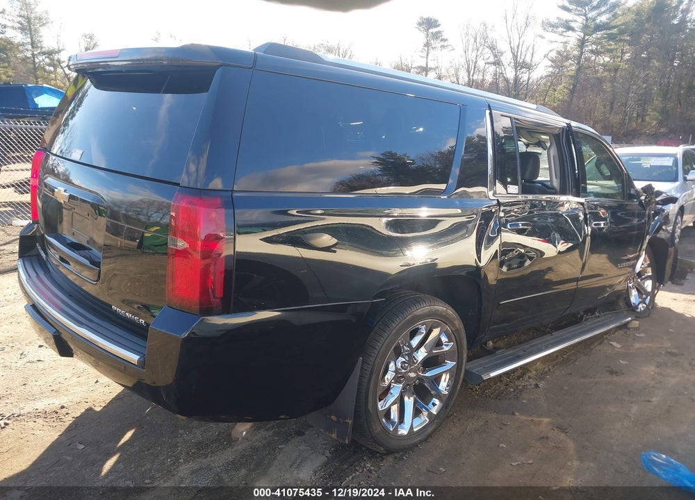 2019 CHEVROLET SUBURBAN VIN: 1GNSKJKCXKR111502