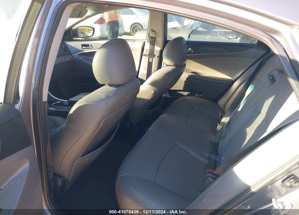 2011 HYUNDAI SONATA SE VIN: 5NPEC4ACXBH238005