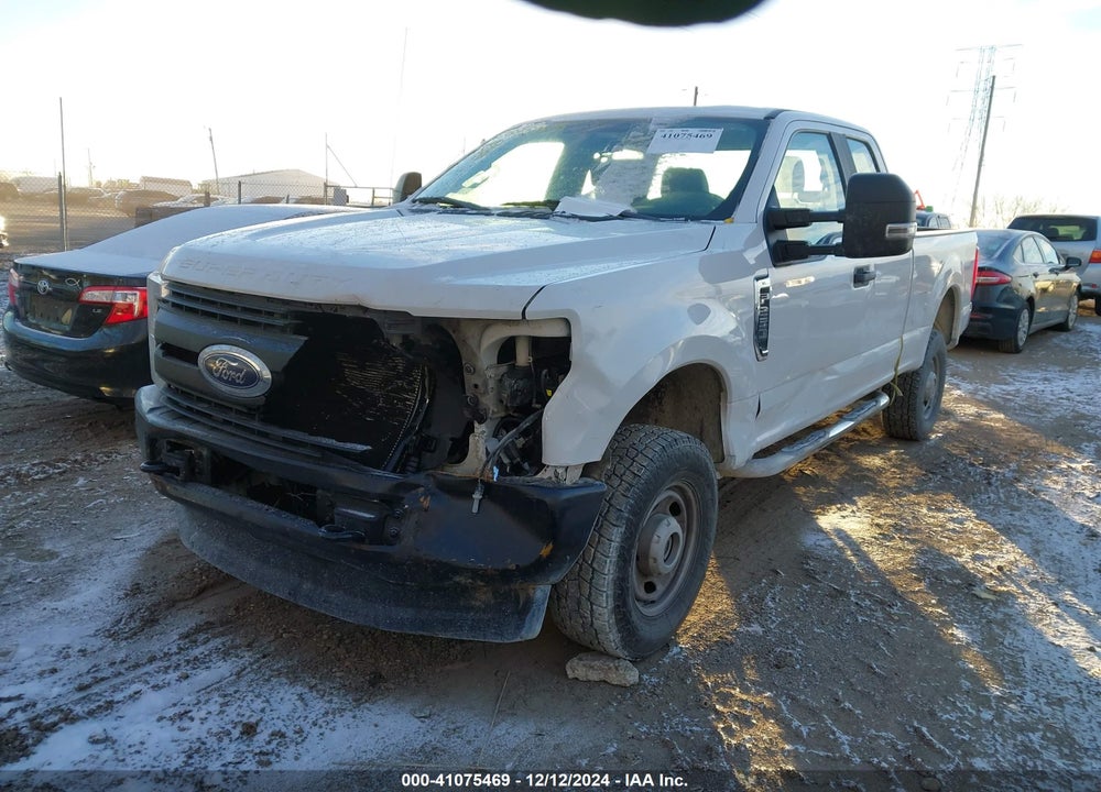 2017 FORD F-250 XL VIN: 1FT7X2B63HEB93640