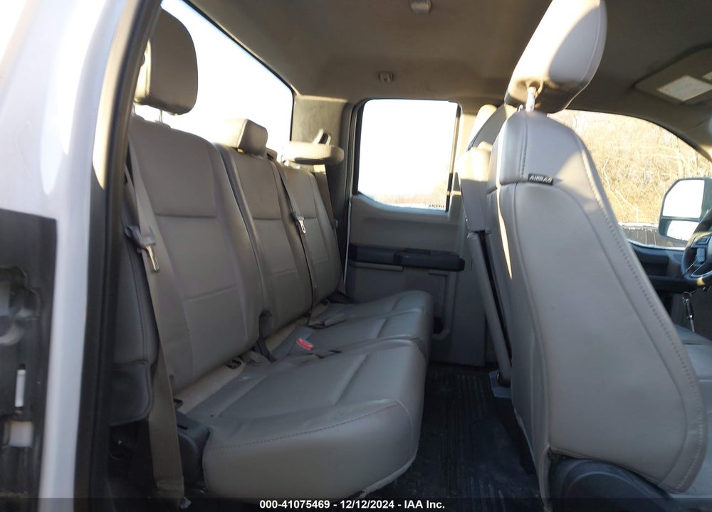 2017 FORD F-250 XL VIN: 1FT7X2B63HEB93640