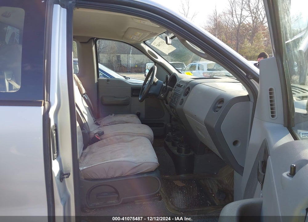 2006 FORD F-150 STX/XL/XLT VIN: 1FTRF14W16NB12084