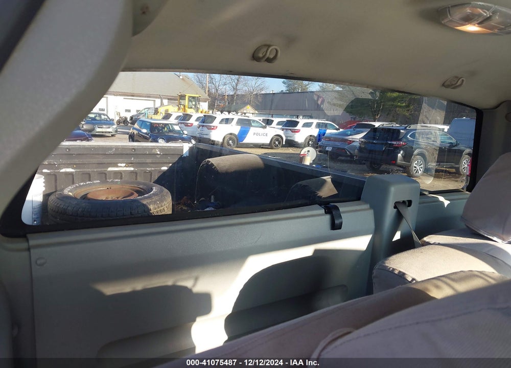 2006 FORD F-150 STX/XL/XLT VIN: 1FTRF14W16NB12084