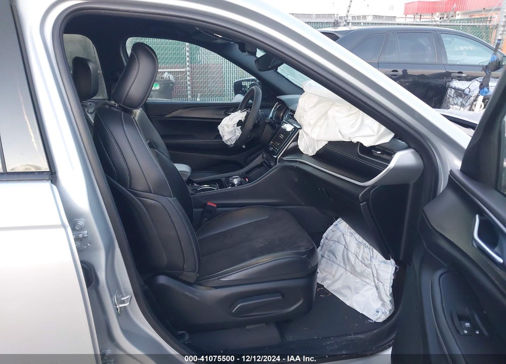2023 JEEP GRAND CHEROKEE ALTITUDE 4X4 VIN: 1C4RJHAG1P8882144