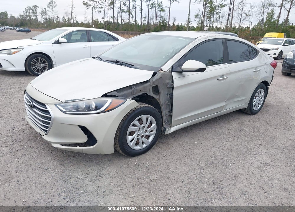 2018 HYUNDAI ELANTRA SE VIN: 5NPD74LF2JH260991
