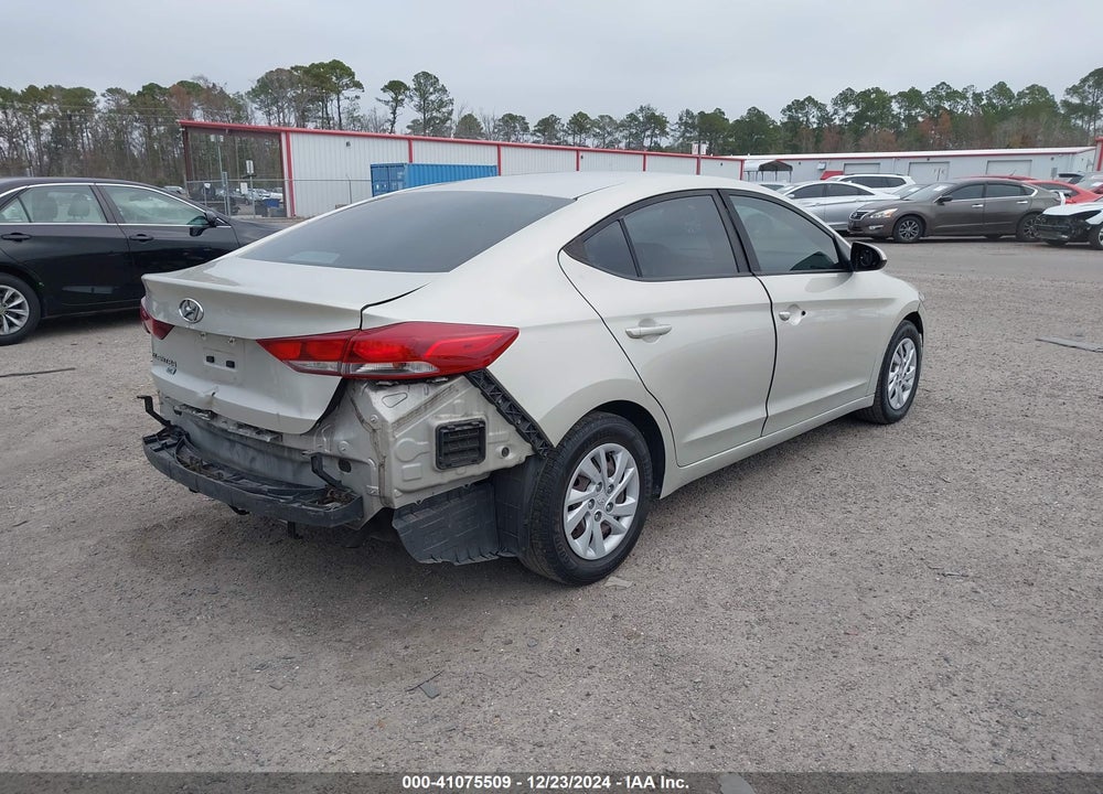 2018 HYUNDAI ELANTRA SE VIN: 5NPD74LF2JH260991