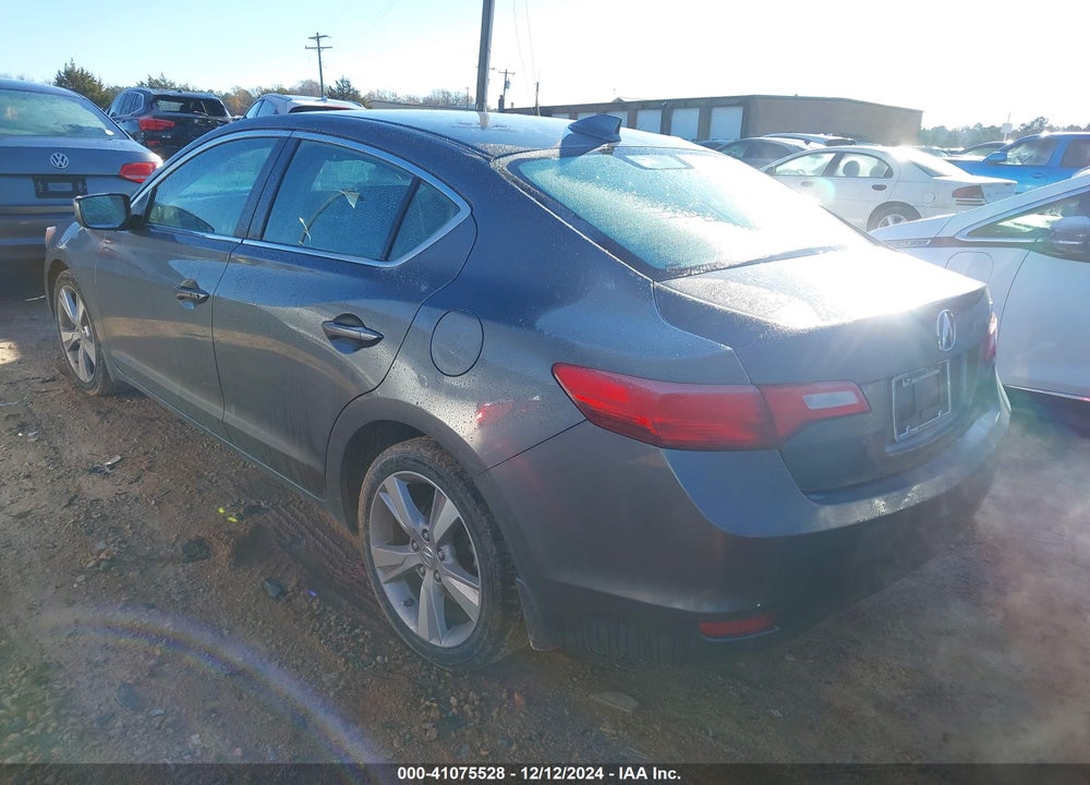 2013 ACURA ILX 2.0L VIN: 19VDE1F72DE011794