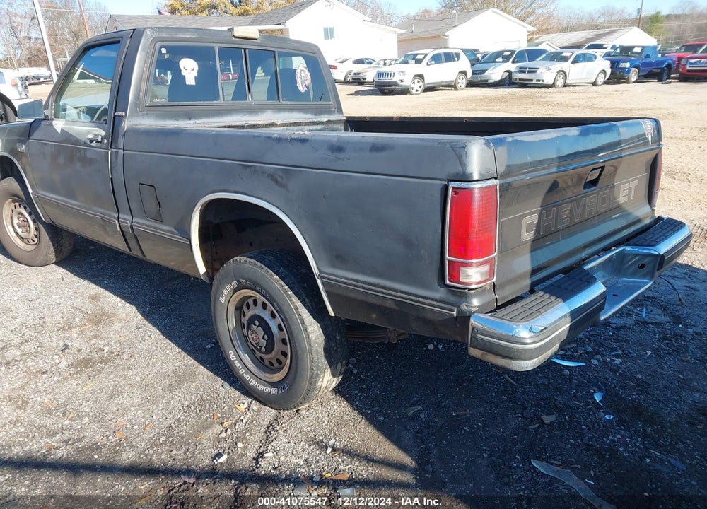 1988 CHEVROLET S TRUCK S10 VIN: 1GCCT14R9J2209164