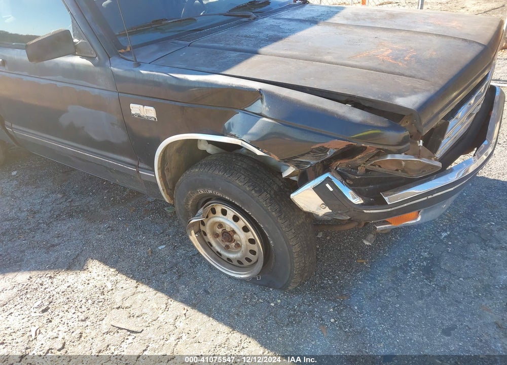 1988 CHEVROLET S TRUCK S10 VIN: 1GCCT14R9J2209164