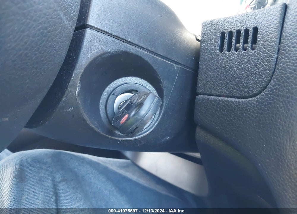 2010 FORD FUSION SE VIN: 3FAHP0HA2AR107909