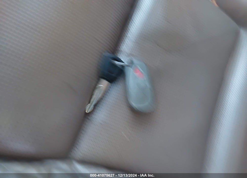 2004 ACURA MDX VIN: 2HNYD18824H533776