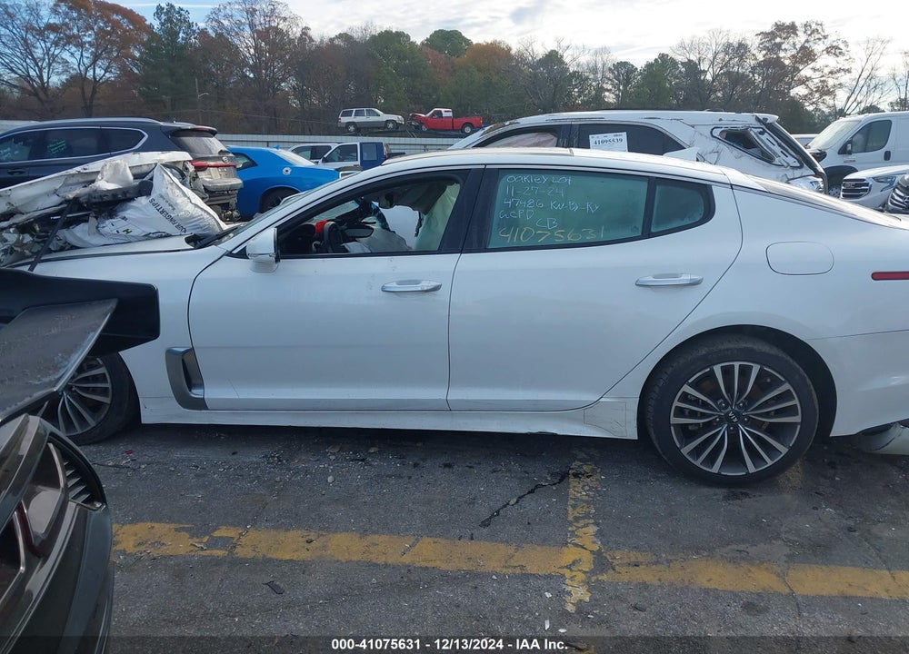 2018 KIA STINGER PREMIUM VIN: KNAE25LA7J6015575