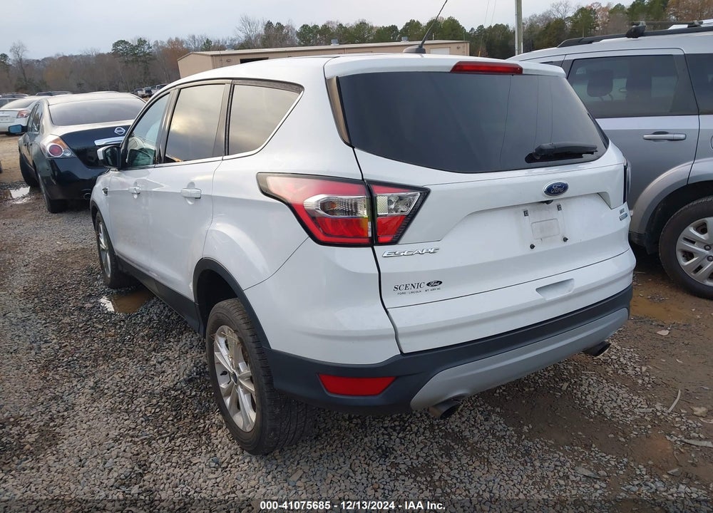 2017 FORD ESCAPE SE VIN: 1FMCU9GD6HUC06941