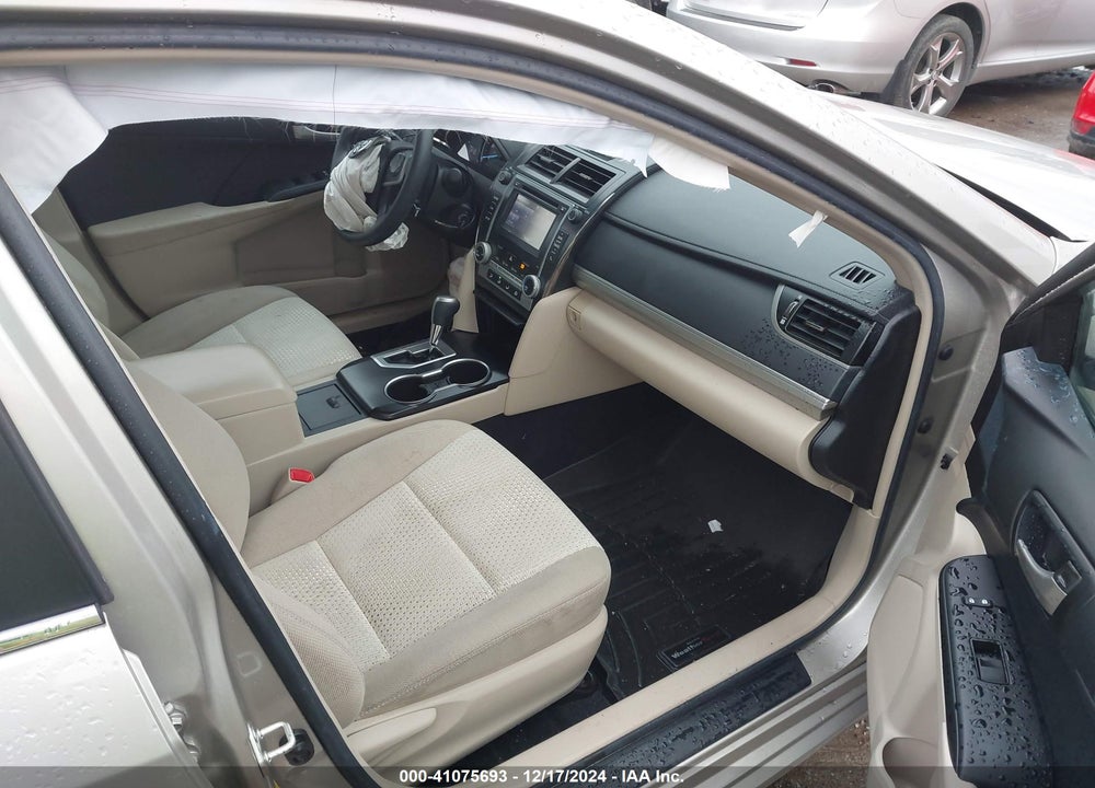 2014 TOYOTA CAMRY LE VIN: 4T4BF1FK2ER424688