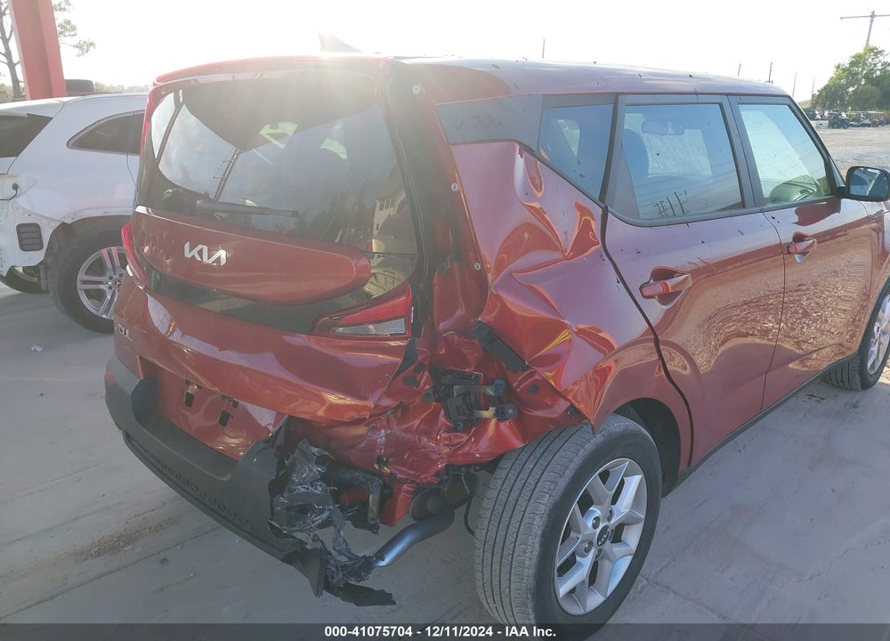2022 KIA SOUL LX VIN: KNDJ23AU6N7806859