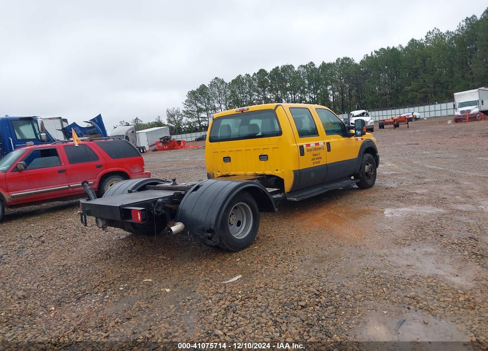 2011 FORD F-350 CHASSIS XL VIN: 1FD8W3G66BEC71191