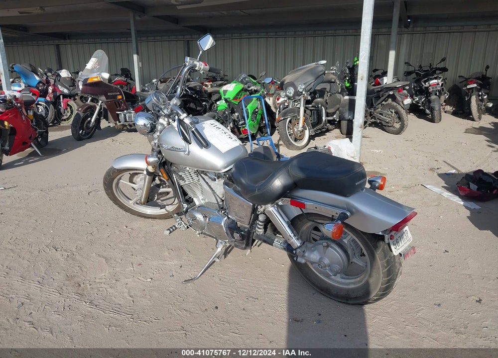 2007 HONDA VT1100 C VIN: 1HFSC18027A102100