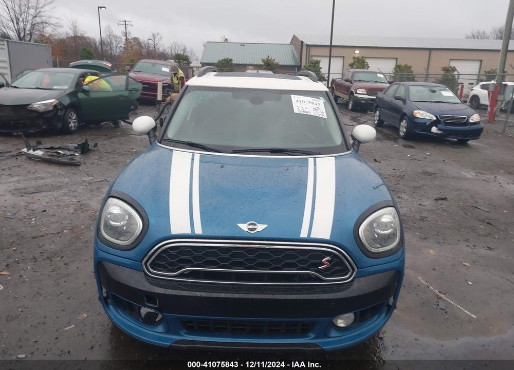 2017 MINI COUNTRYMAN COOPER S VIN: WMZYT3C39H3D99067