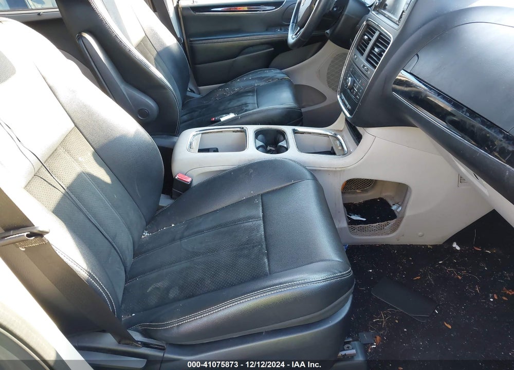 2014 DODGE GRAND CARAVAN SXT 30TH ANNIVERSARY VIN: 2C4RDGCG7ER366421