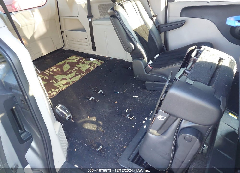 2014 DODGE GRAND CARAVAN SXT 30TH ANNIVERSARY VIN: 2C4RDGCG7ER366421