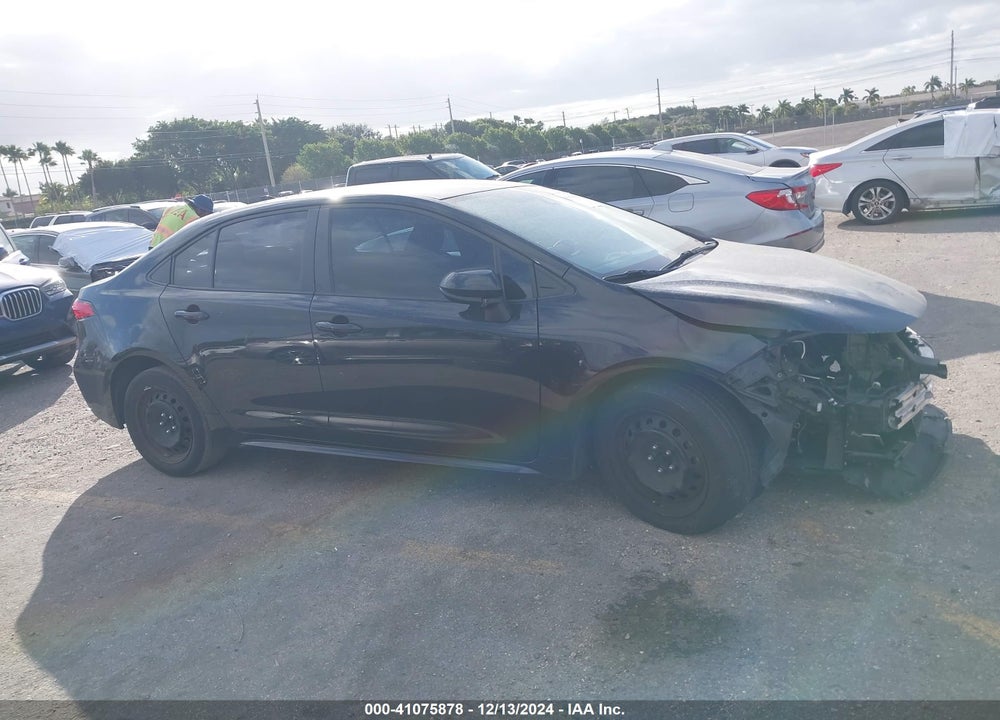 2022 TOYOTA COROLLA LE VIN: 5YFEPMAE9NP334432
