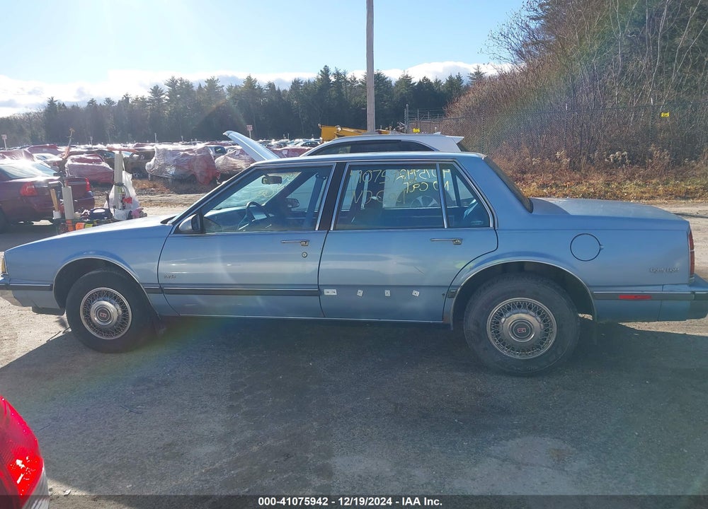 1989 OLDSMOBILE DELTA 88 ROYALE VIN: 1G3HN54C6KH305030