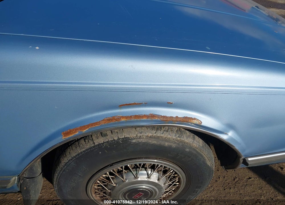 1989 OLDSMOBILE DELTA 88 ROYALE VIN: 1G3HN54C6KH305030