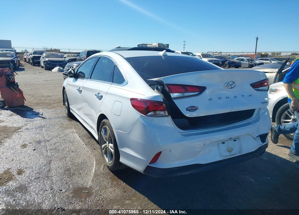 2018 HYUNDAI SONATA VIN: 5NPE34AF2JH607416