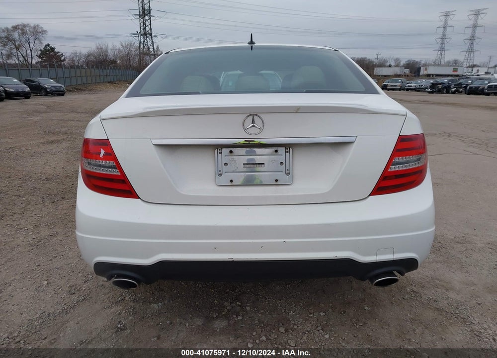2014 MERCEDES-BENZ C 300 LUXURY 4MATIC/SPORT 4MATIC VIN: WDDGF8AB8EG179145