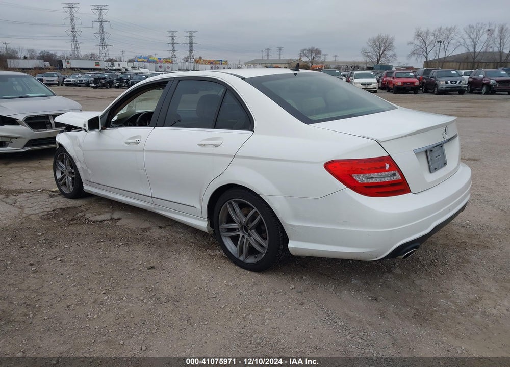 2014 MERCEDES-BENZ C 300 LUXURY 4MATIC/SPORT 4MATIC VIN: WDDGF8AB8EG179145