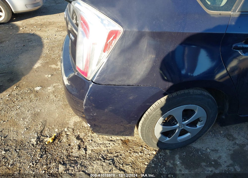 2013 TOYOTA PRIUS THREE VIN: JTDKN3DU4D1649342