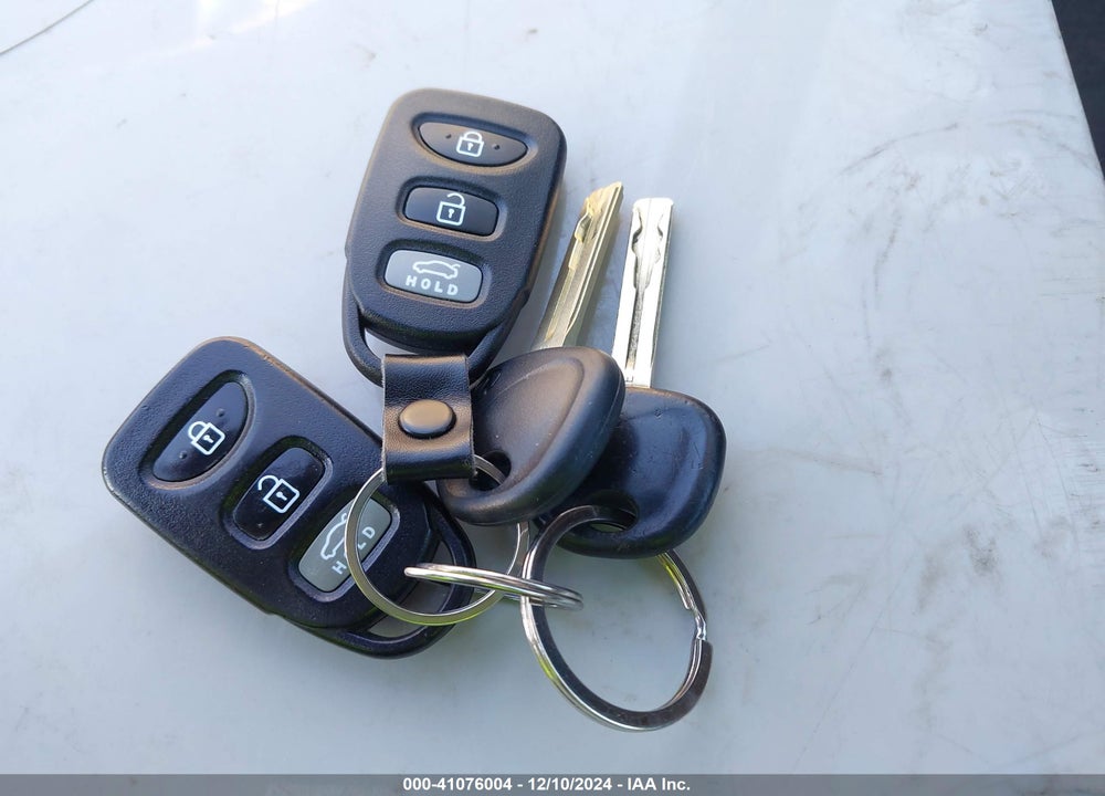 2014 HYUNDAI SONATA GLS VIN: 5NPEB4AC8EH876034