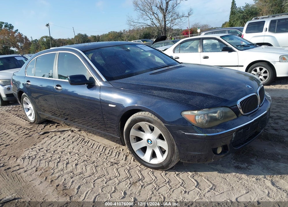 2007 BMW 750LI VIN: WBAHN83517DT76507