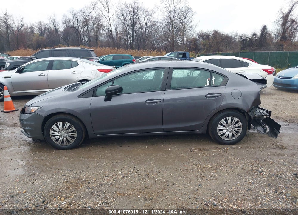 2014 HONDA CIVIC LX VIN: 19XFB2F56EE240560