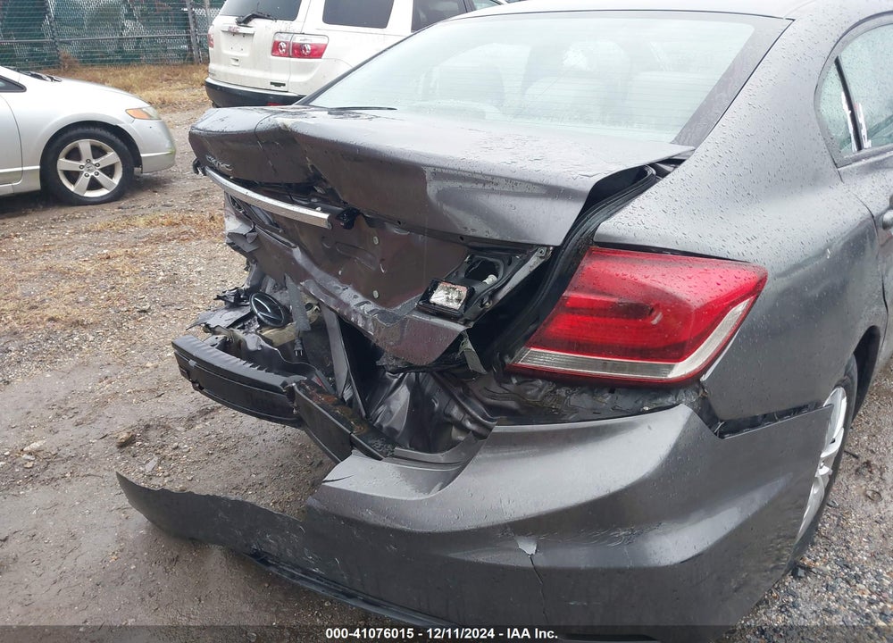 2014 HONDA CIVIC LX VIN: 19XFB2F56EE240560