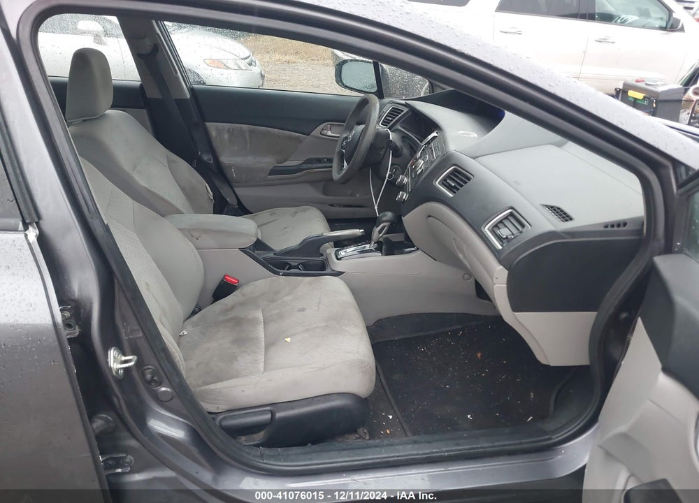 2014 HONDA CIVIC LX VIN: 19XFB2F56EE240560