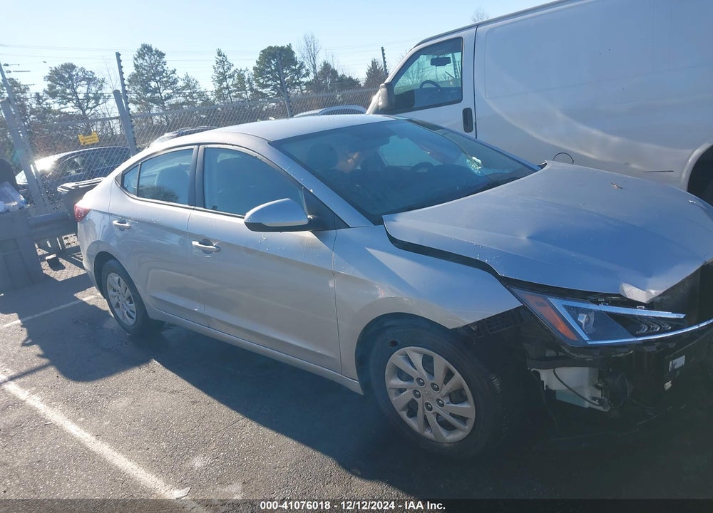 2019 HYUNDAI ELANTRA VIN: 5NPD74LF6KH449063