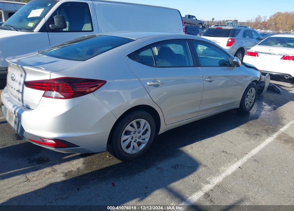 2019 HYUNDAI ELANTRA VIN: 5NPD74LF6KH449063