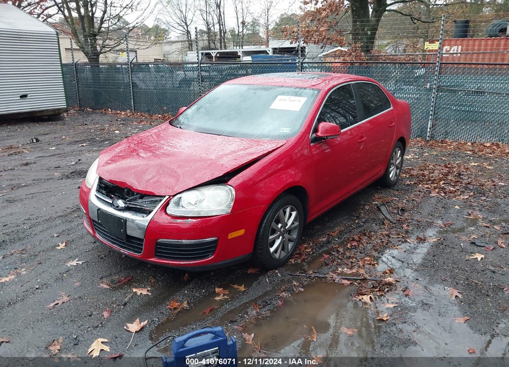 2010 VOLKSWAGEN JETTA SE VIN: 3VWRZ7AJ5AM015022