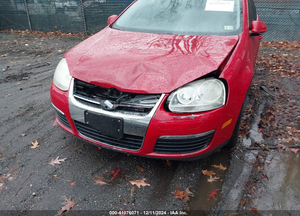 2010 VOLKSWAGEN JETTA SE VIN: 3VWRZ7AJ5AM015022