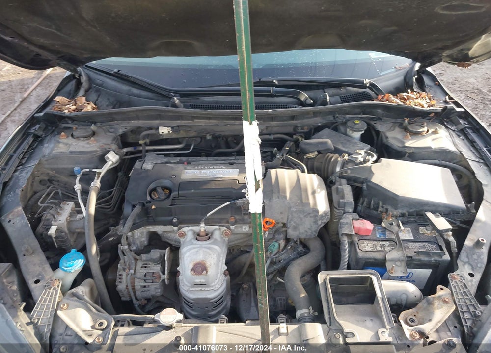 2013 HONDA ACCORD LX VIN: 1HGCR2F32DA150371